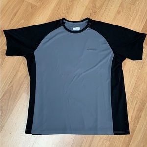 Columbia T-shirt